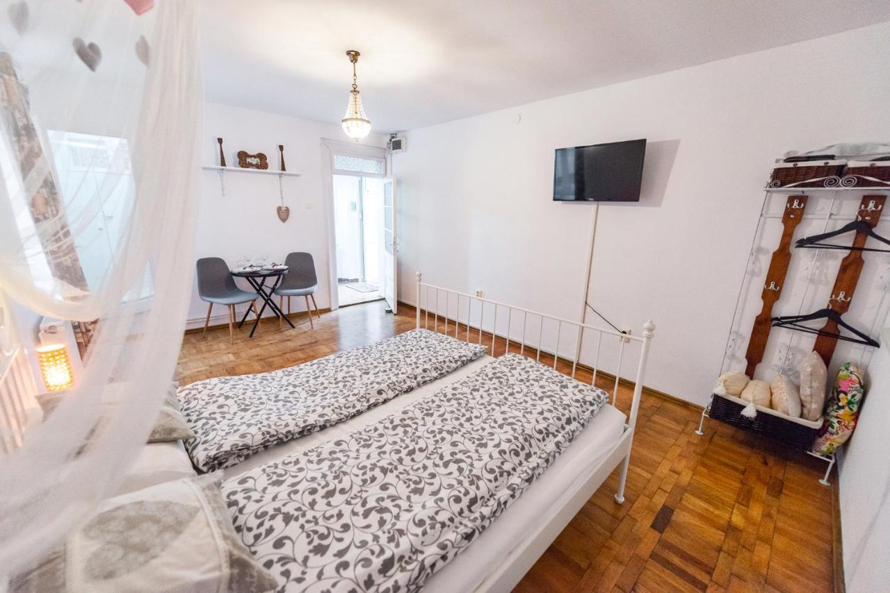 Pine House Lejlighed Braşov Eksteriør billede