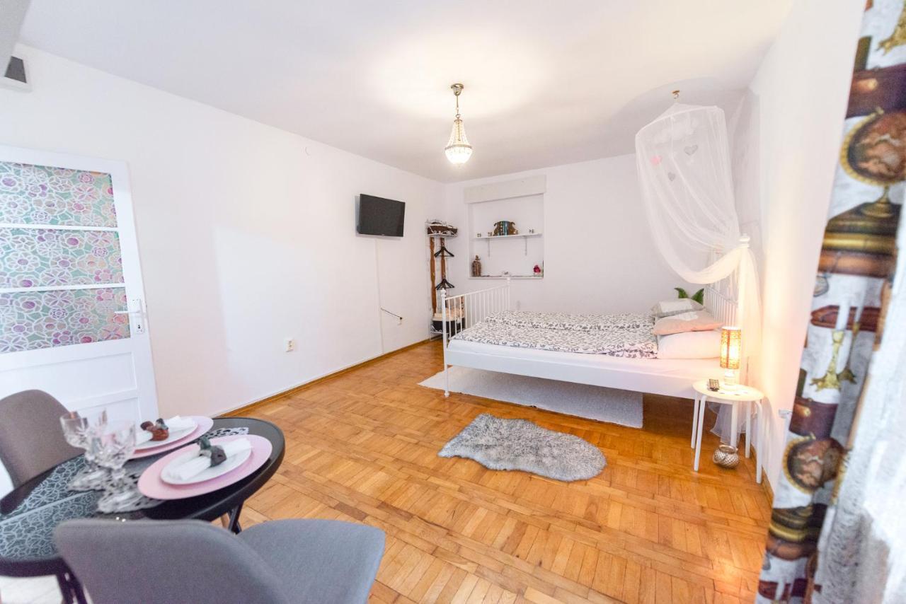 Pine House Lejlighed Braşov Eksteriør billede